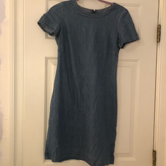 Banana Republic Denim Chambray Dress - Picture 2 of 3